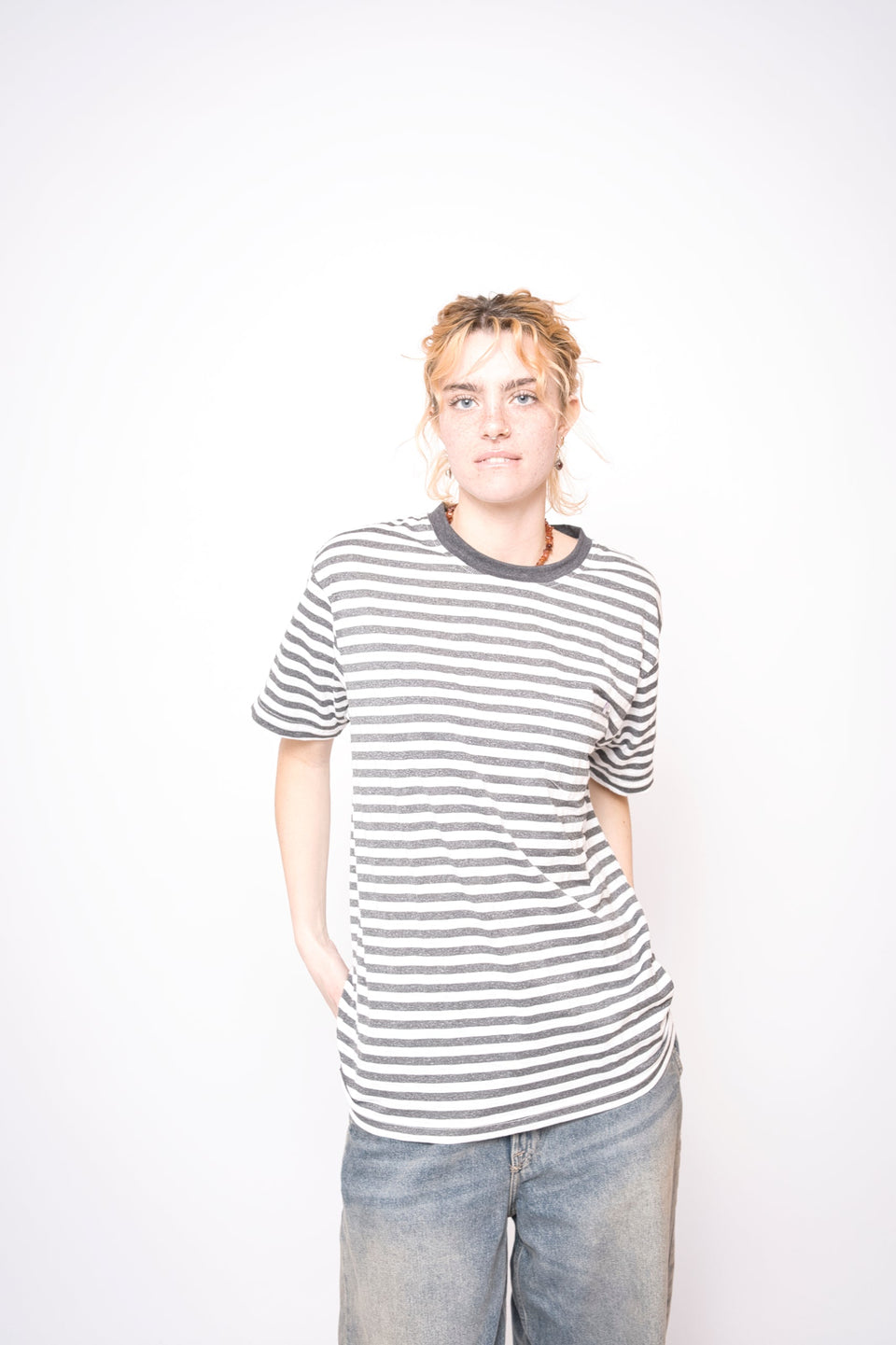 woke vibes - shirt - blk - unisex