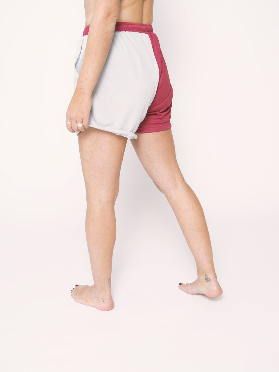 run for it - short - maroon/grey